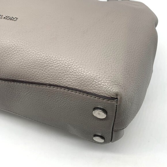 Michael Kors Raven Stone Grey Pebbled Leather Shoulder Bag - Picture 7 of 12